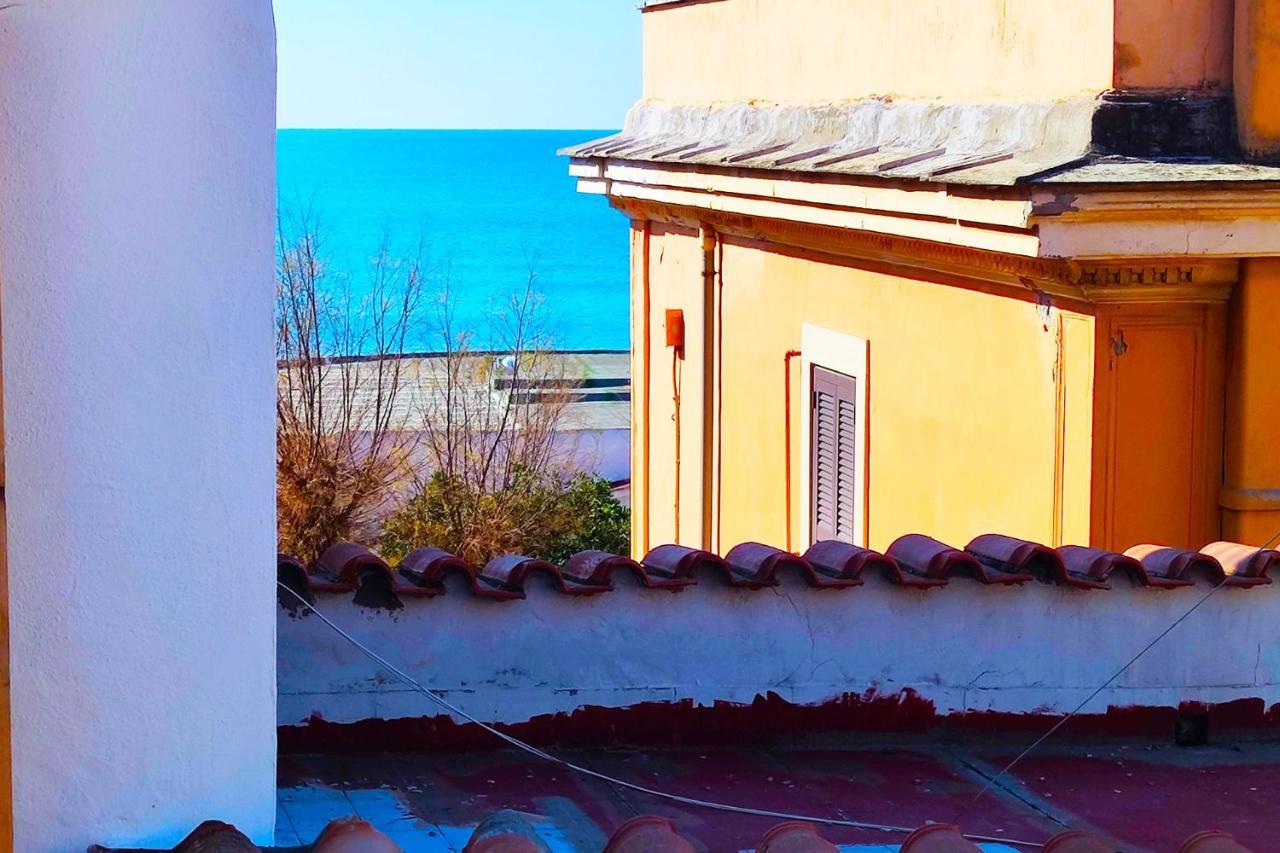 "Sea & Center" Free Beach, Wifi, Mini Pool, Roof Terrace, Ladispoli, Rome Bagian luar foto